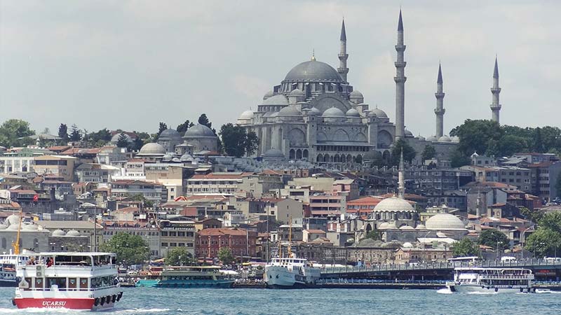 Vista de Estambul desde el Bósforo