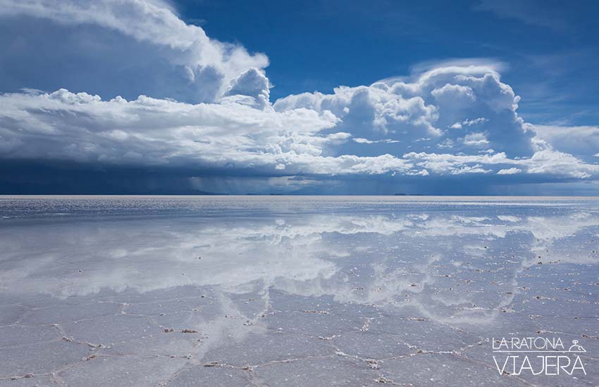 Este es el efecto espejo en El Salar de Uyuni