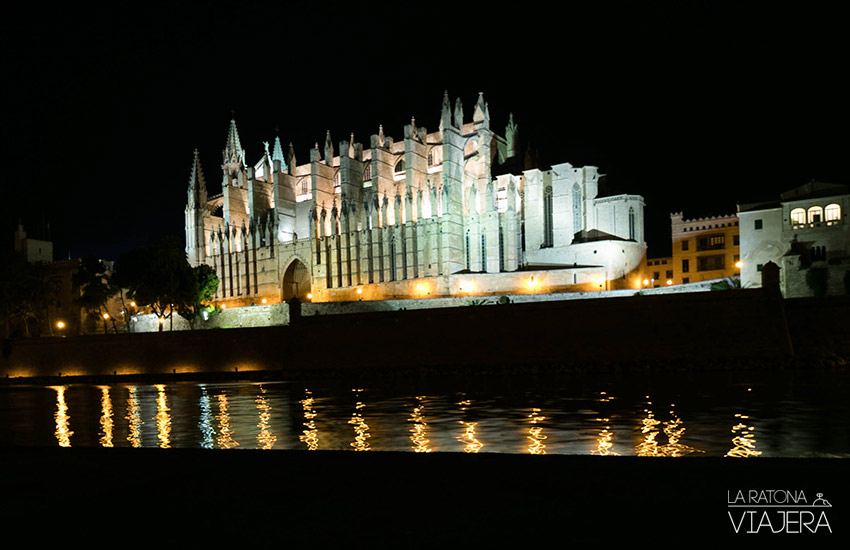 catedral-de-mallorca-de-noche